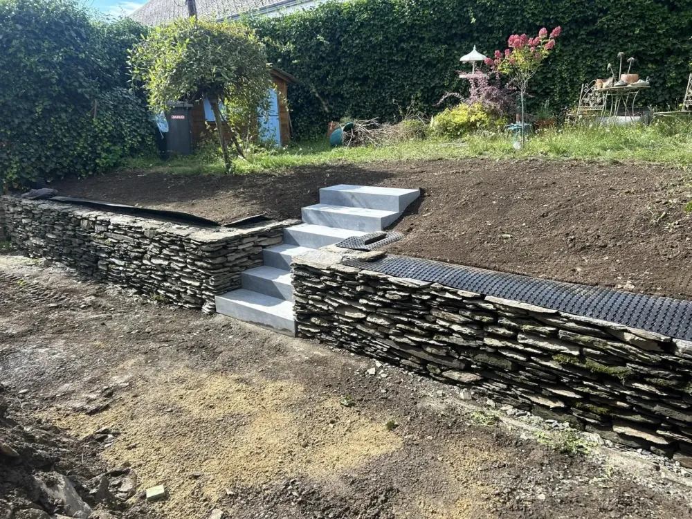 Escalier muret jardin