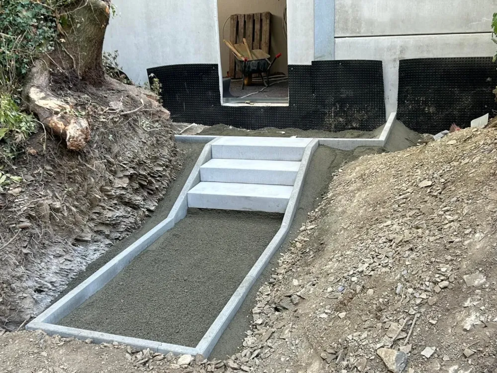 Monte escalier beton